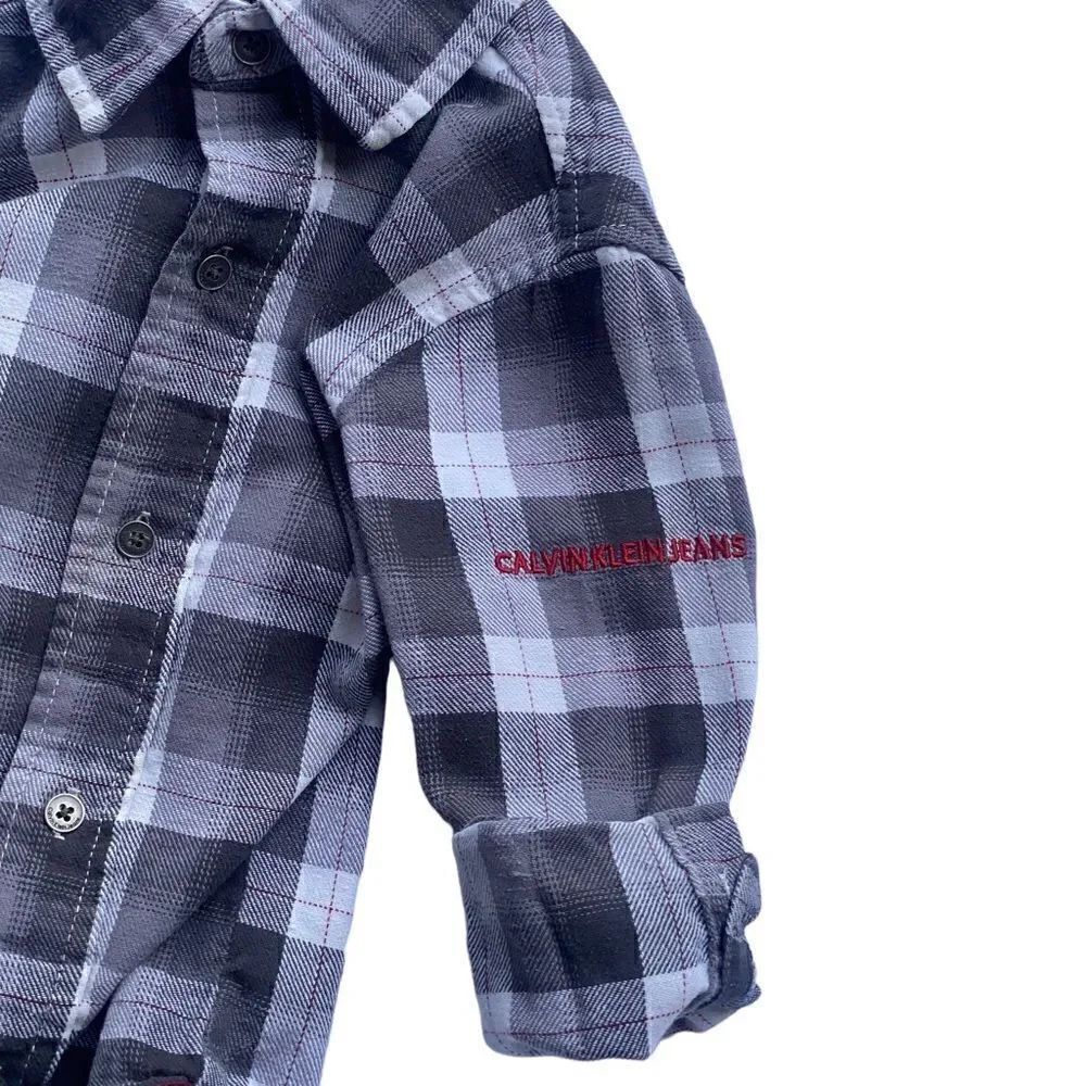Calvin Klein Boys Long Sleeve Gray Plaid Button Down Shirt - Picture 5 of 6
